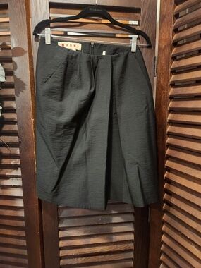 Marni Black A-Line Knee-Length Skirt with Front Pleat